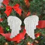 Free Tiny Angel Wings crochet pattern by SimplyCollectibleCrochet.com | Perfect for appliques, ornaments, earrings, pendants, and more!