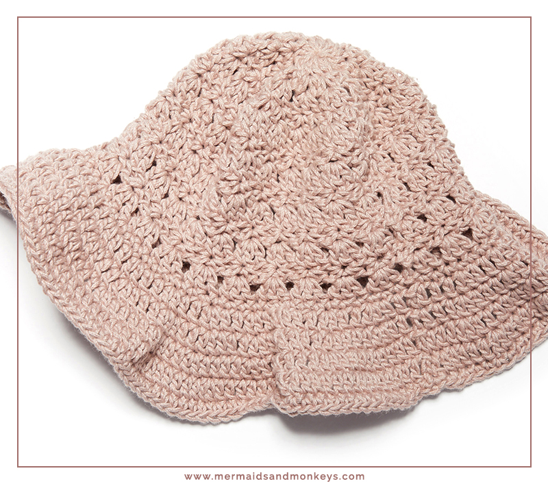 The Primrose Stitch Sun Hat is perfect for as an extra shield against the bright rays. #crochethat #crochetpattern #crochetlove #crochetaddict