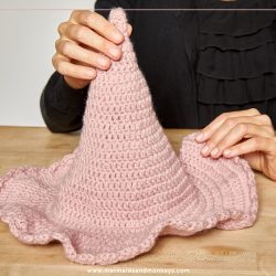 Pretty Witch Hat Crochet Pattern