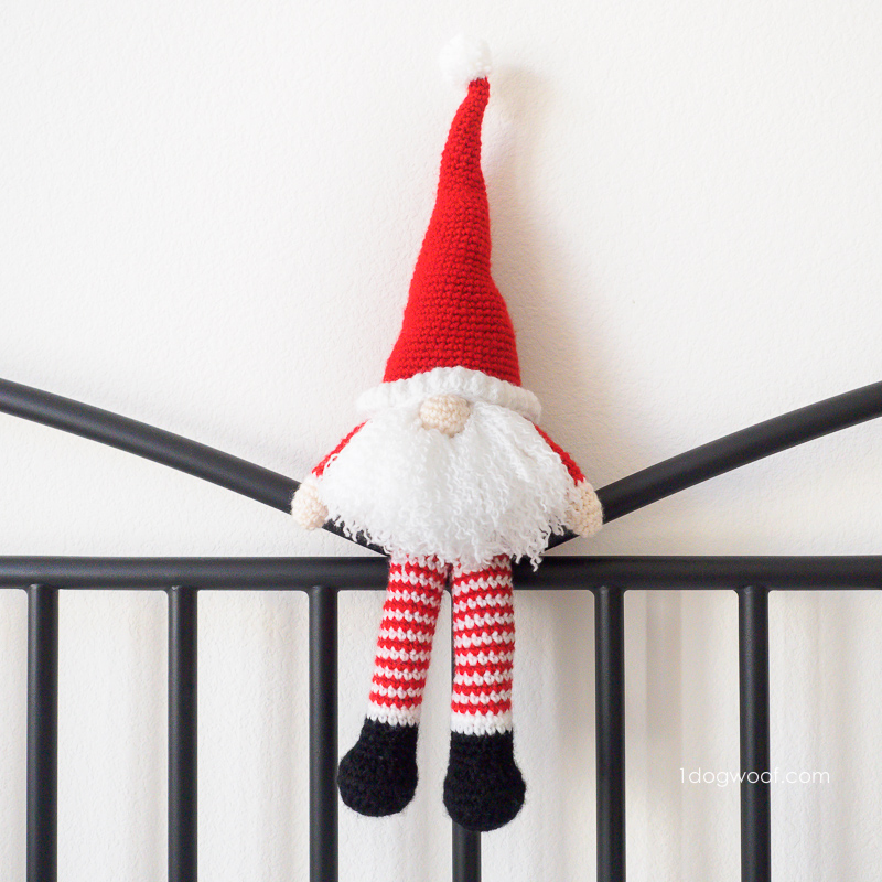 Scandinavian Santa Gnome - Fill this holiday season with crochet toy projects that will fill your home with more joy than ever before. #crochettoys #christmastoys #crochetamigurumi