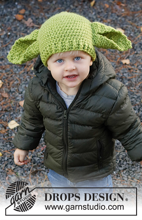 a kid wearing the Green Ears Crochet Hat